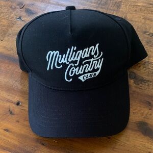 Mulligan Country Club Black SnapBack Golf Hat
